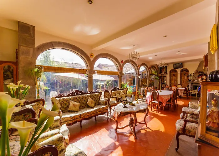Fuente De Agua Hotel Cusco